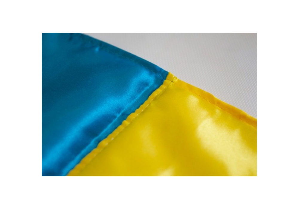 Прапор України 140x90 см атласний. Фото 3