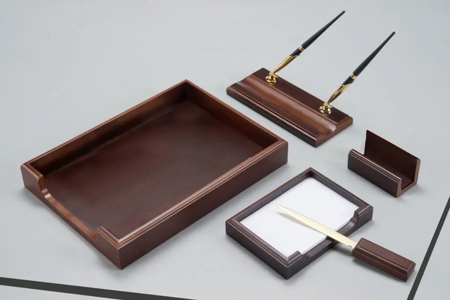 Набір настільний дерев'яний Bestar 5 предметів Горіхове дерево 5159XDX. Фото 2