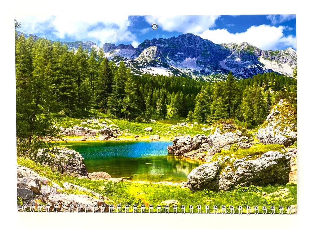 Календар 2026 настінний квартальний 3 пружини (асорті). Фото 11