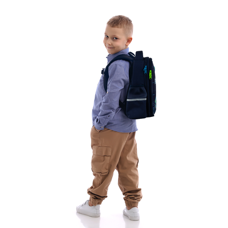 Рюкзак шкільний напівкаркасний GoPack Education Speedway GO25-165S-4. Фото 17
