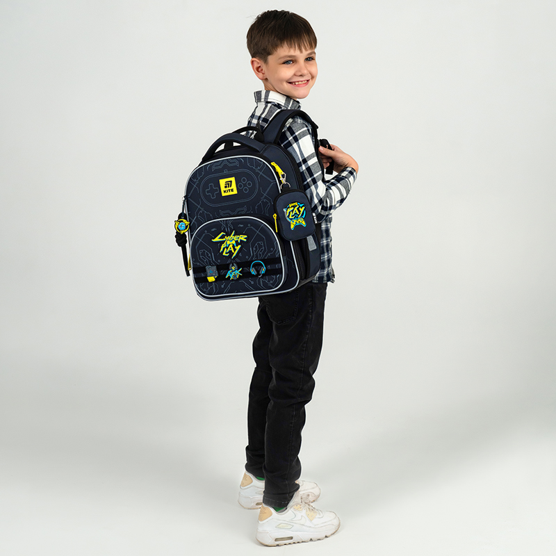 Рюкзак шкільний каркасний Kite Education Cyber K25-556M-2. Фото 17