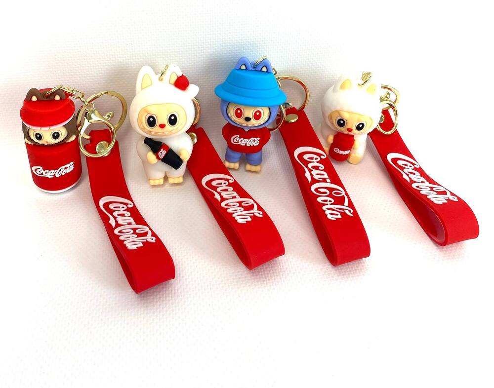 Брелок лабубу Coca Cola  7см гумовий  12(24)/600
