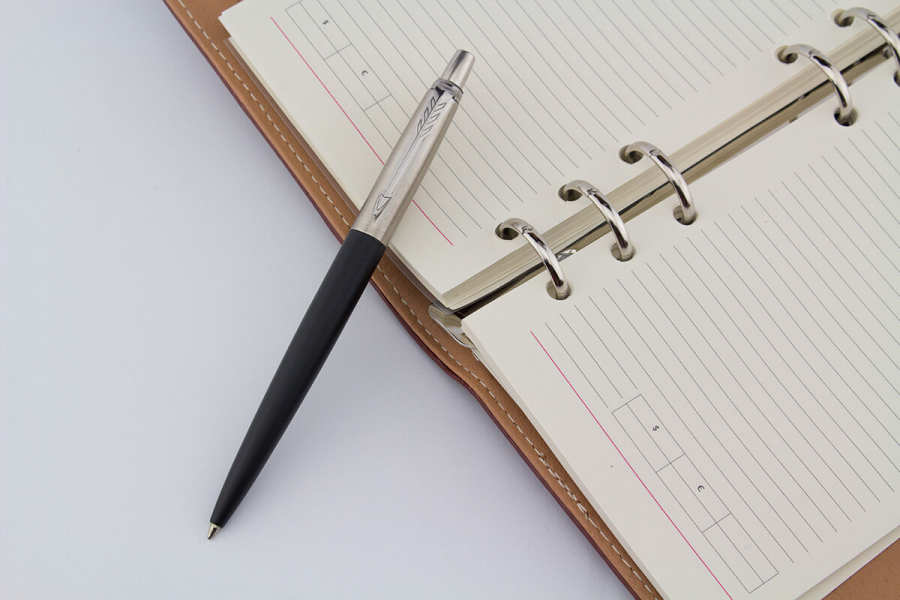 Ручка Parker Jotter Bond Street Black кулькова 16 232. Фото 4
