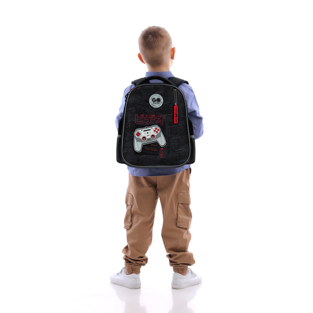 Рюкзак шкільний напівкаркасний GoPack Education Play GO26-165S-6. Фото 16